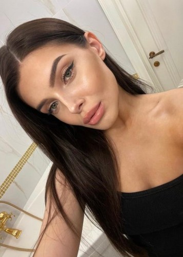 Николь, Г. Полярные Зори